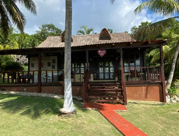 Coras Place Bacalar Lagoon Front hotel detail image 3