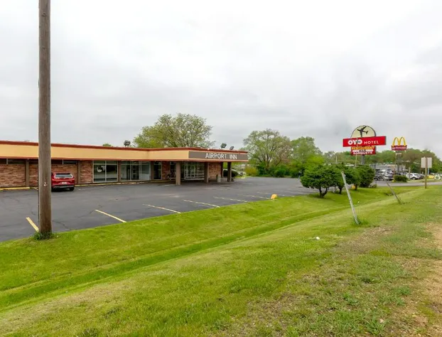 Americas Best Value Inn Rockford hotel detail image 2