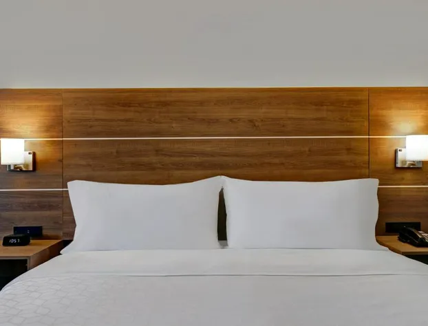Holiday Inn Express Kingston West by IHG hotel detail image 4