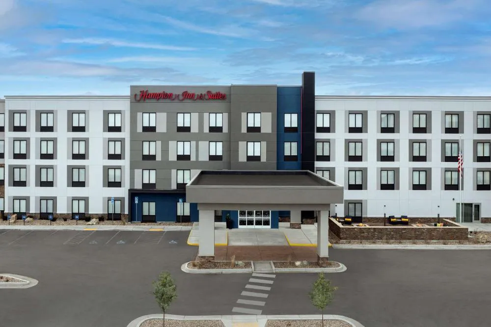 Hampton Inn & Suites Rapid City Rushmore hotel hero