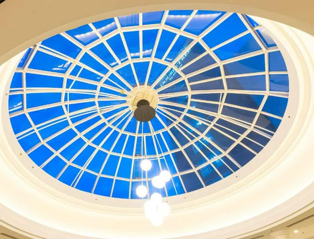 DoubleTree by Hilton Calgary North hotel detail image 3