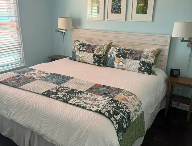 Pontiac Lodge hotel detail image 2