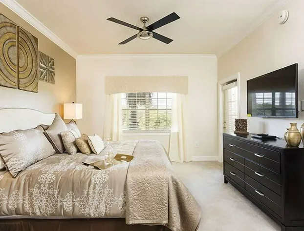 Condo Centre Courts Finest 3 Bedroom Reunion hotel detail image 4