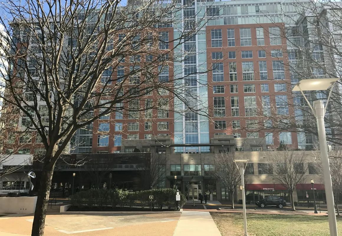 LRV Avant at Reston Town Center hotel hero