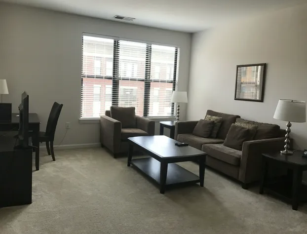 LRV Avant at Reston Town Center hotel detail image 2