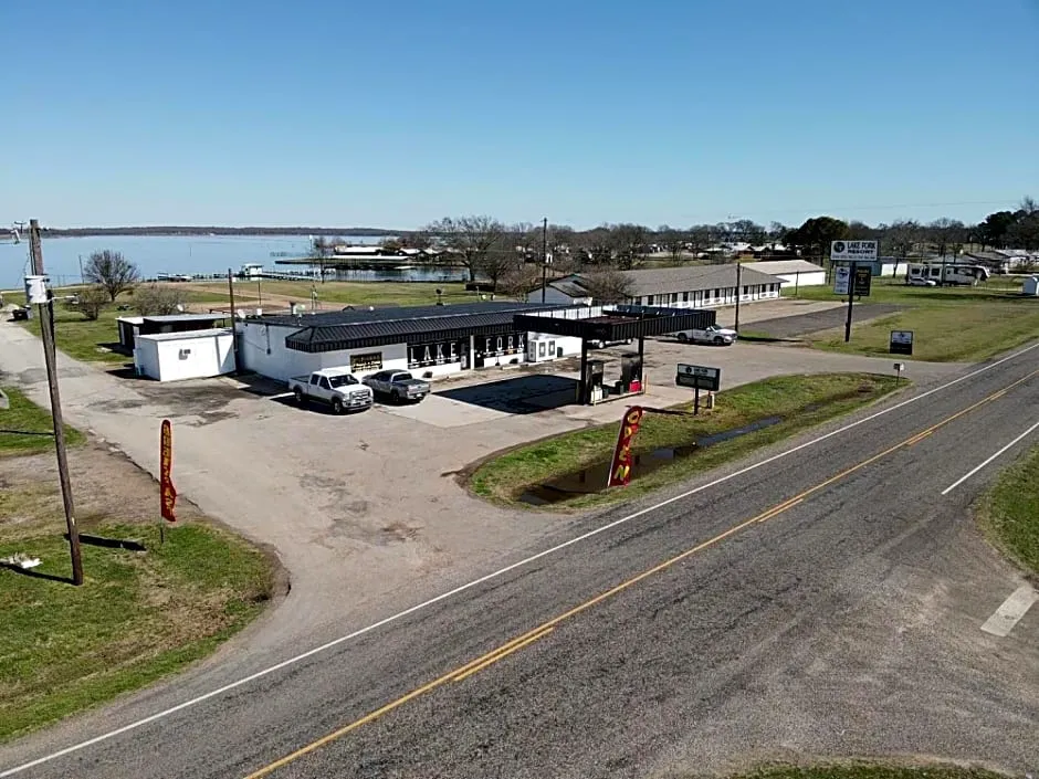 Lake Fork Resort hotel hero