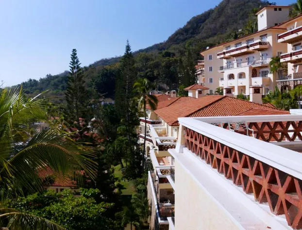 Grand Isla Navidad Golf & Spa Resort with Marina hotel detail image 1