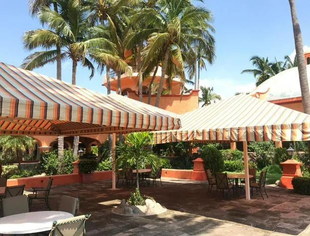 Grand Isla Navidad Golf & Spa Resort with Marina hotel detail image 2