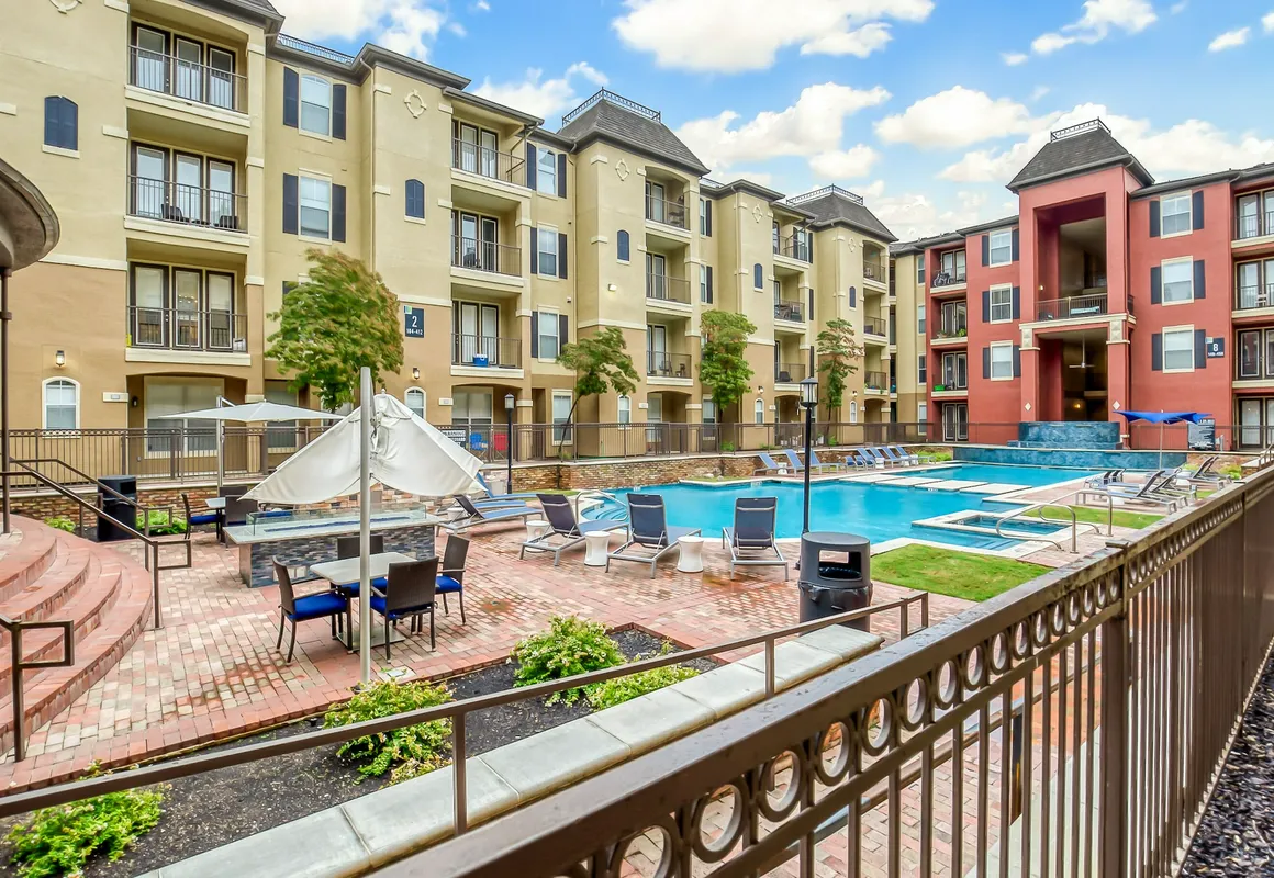 Modern Uptown Dallas Stay by Amyfinehouse hotel hero