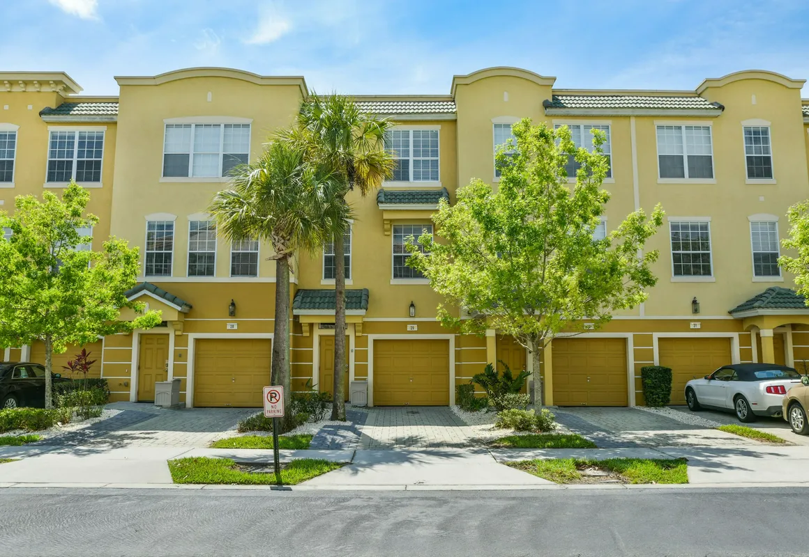 Vista Cay by Orlando Resort Rentals on Universal Boulevard hotel hero