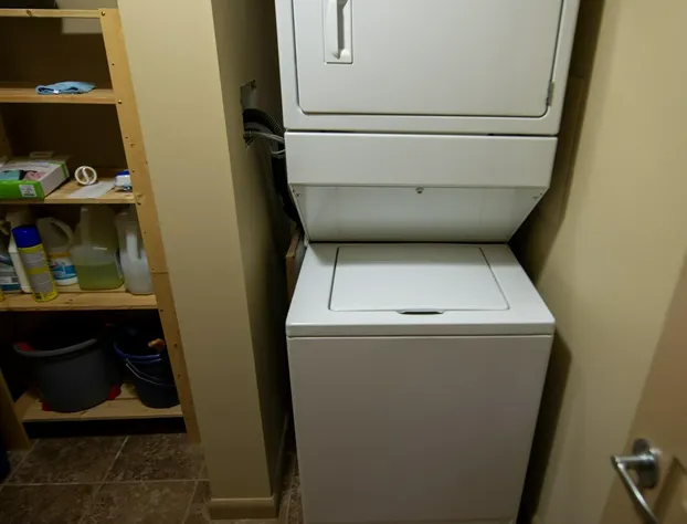 2 Bed 2 Bath Corner Unit Overlooking Pool #501 hotel detail image 1