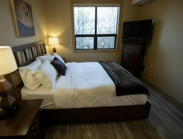 Two Bed Two Bath Corner Unit #432 hotel detail image 3