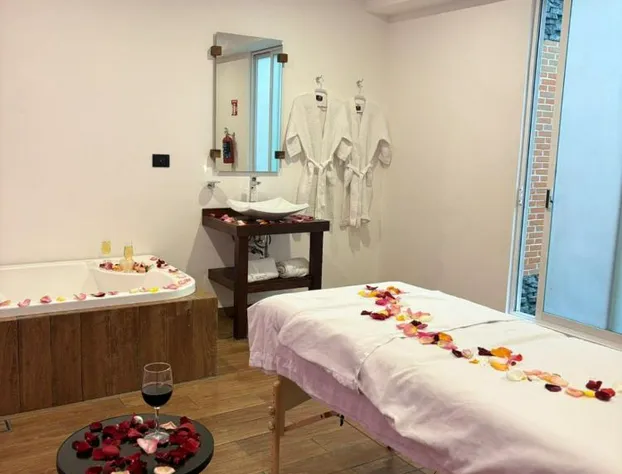 Hotel Diana hotel detail image 3