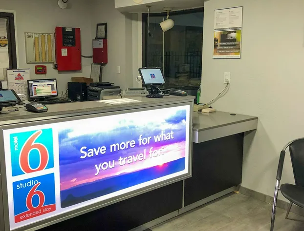 Studio 6 Columbus, OH- Quarter Horse hotel detail image 4