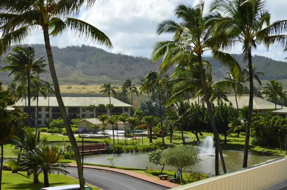 2417 at Lihue Oceanfront Resort hotel hero