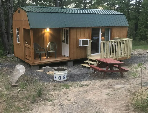 Cabin & Motel Rentals hotel detail image 2