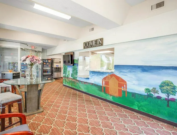 OYO Hotel Mona Lake Muskegon hotel detail image 4