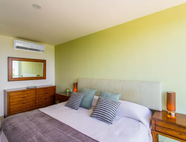 TROPICAL Beachfront 1 BDR hotel detail image 2