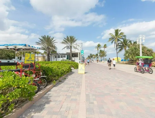 638 Ocean View Hollywood hotel detail image 2