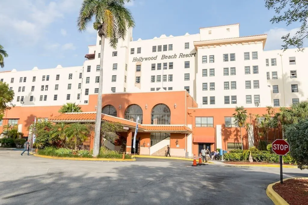 638 Ocean View Hollywood hotel hero