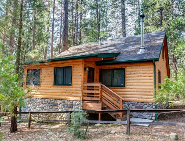 Big Pine Lodge hotel detail image 4