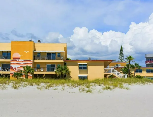 Cute and Cozy Unit- John's Pass - Surf Song #212 hotel detail image 1