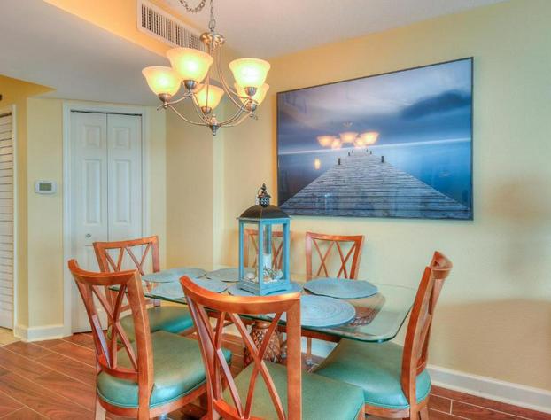 Horizon at 77th Avenue North by Palmetto Vacations hotel detail image 3