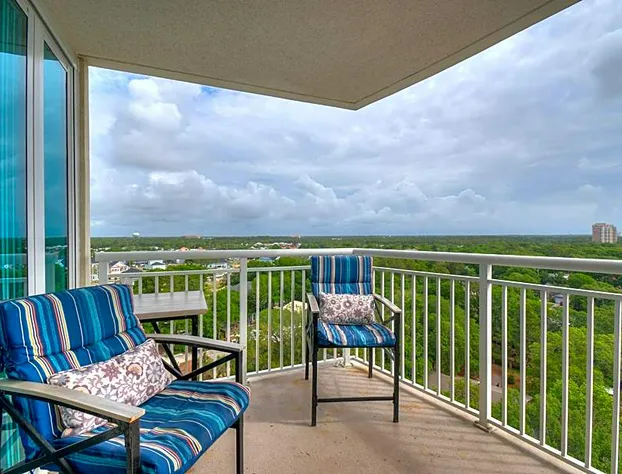 Horizon at 77th Avenue North by Palmetto Vacations hotel detail image 2