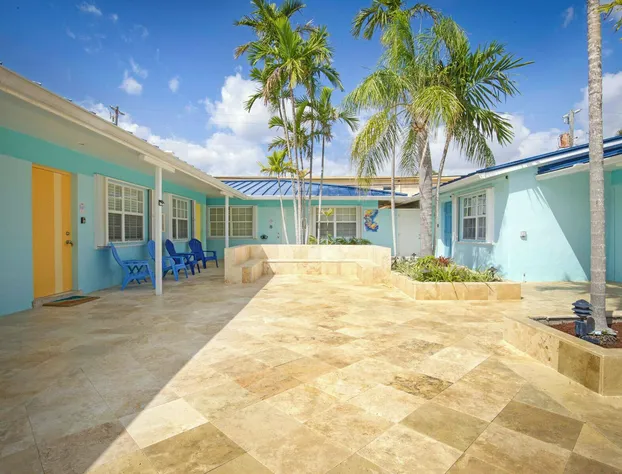 La Mer Suites hotel detail image 2