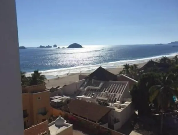 Condo Tesoro 3 hotel detail image 4