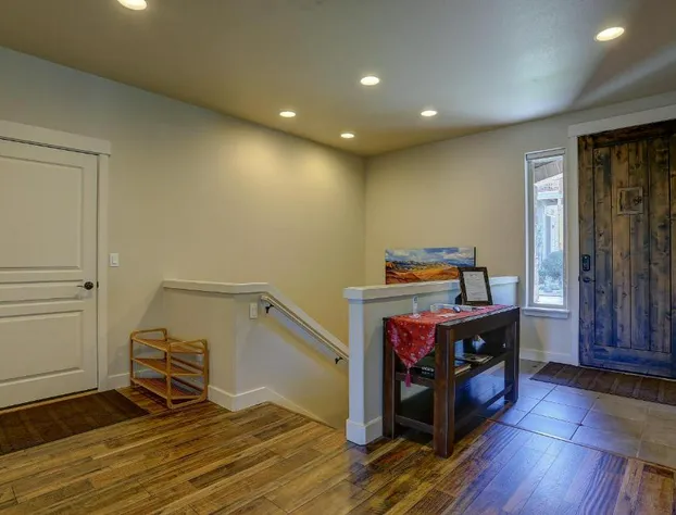 Quinn Creek home hotel detail image 4