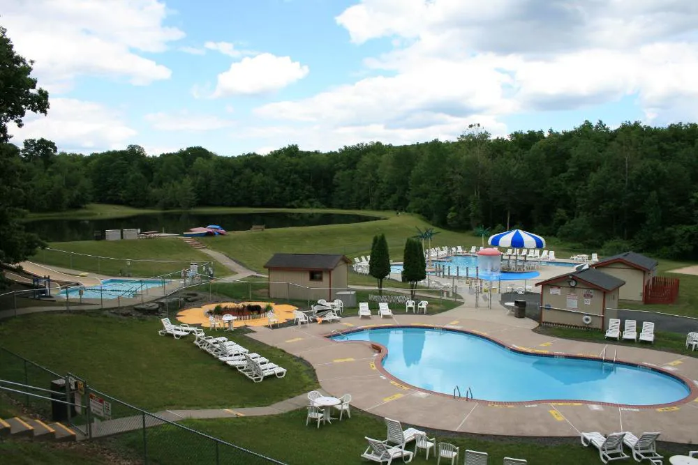 Scotrun Camping Resort Deluxe Park Model 4 hotel hero