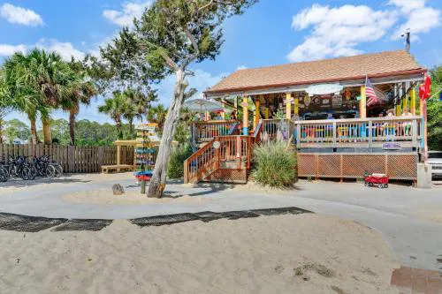 Hilton Head Resort 3411 2 Bedroom Sleeps 4 Heated Pool Gym Hot Tub hotel detail image 2