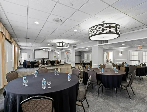 Executive Inn - Fort Lee hotel detail image 2