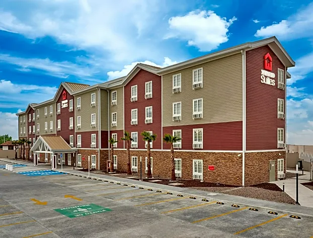 Extended Suites Tijuana Macroplaza hotel detail image 3