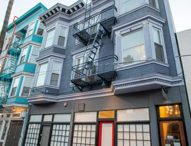 1906 Mission hotel detail image 3