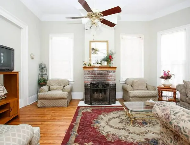 Esplanade Suites hotel detail image 2