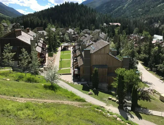 Panorama Mountain Resort - Horsethief Lodge with Fairmont Creek hotel detail image 2