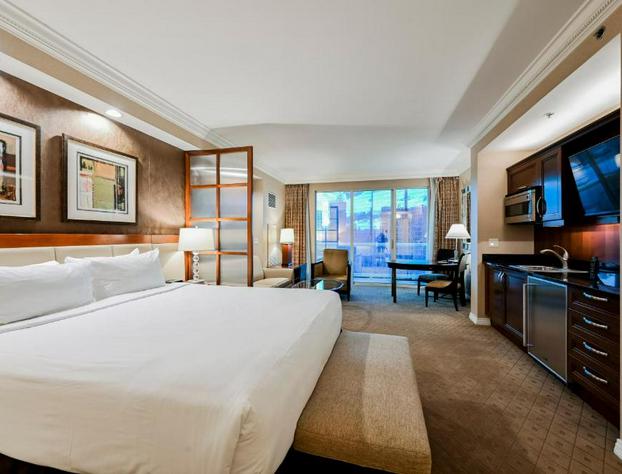 Penthouse Suite with Strip View at The Signature At MGM Grand hotel detail image 1