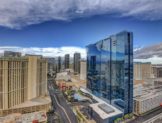 Penthouse Suite with Strip View at The Signature At MGM Grand hotel detail image 1