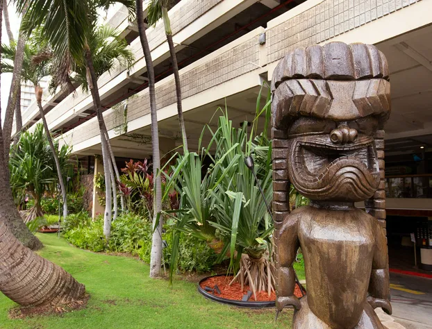 Waikiki Monarch Hotel hotel detail image 3