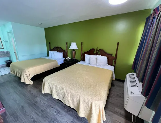 Travelers Inn hotel detail image 1