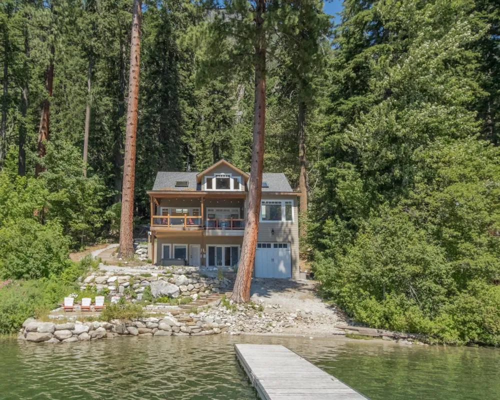 Lazy Bear Lodge 3 Bedroom Home by NW Comfy Cabins by RedAwning hotel hero