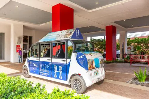 2 2 Miami Panoramic views at Beachwalk Resort 27th for 6 guests by Ammos VR hotel detail image 4