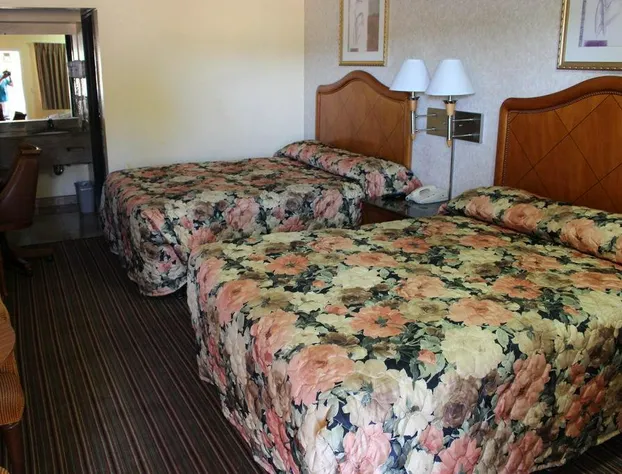 Travelers Inn hotel detail image 3