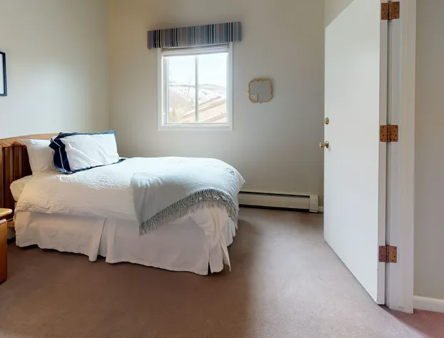 Westwind Condos hotel detail image 4