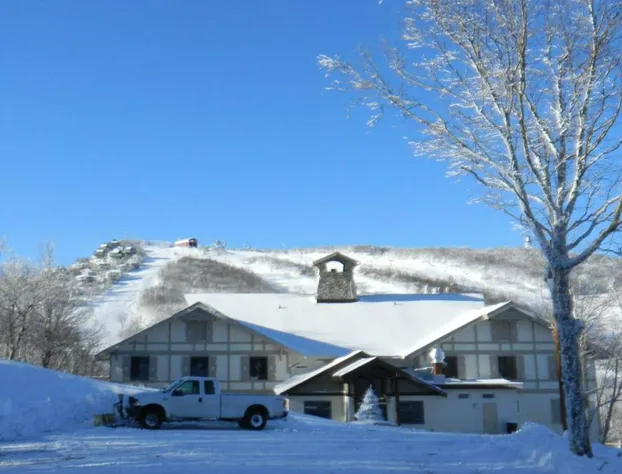 Top of the Beech Inn hotel detail image 1