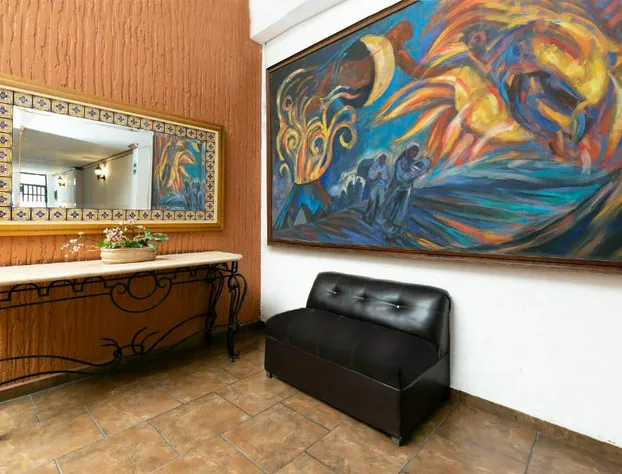 OYO Hotel Continental Uruapan hotel detail image 2