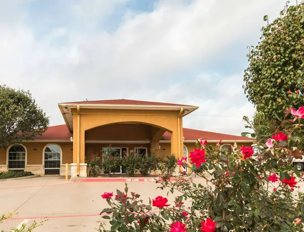 Motel 6 Alvarado, TX hotel detail image 3