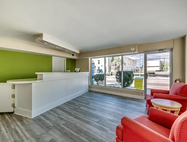 Beachcomber Inn hotel detail image 3